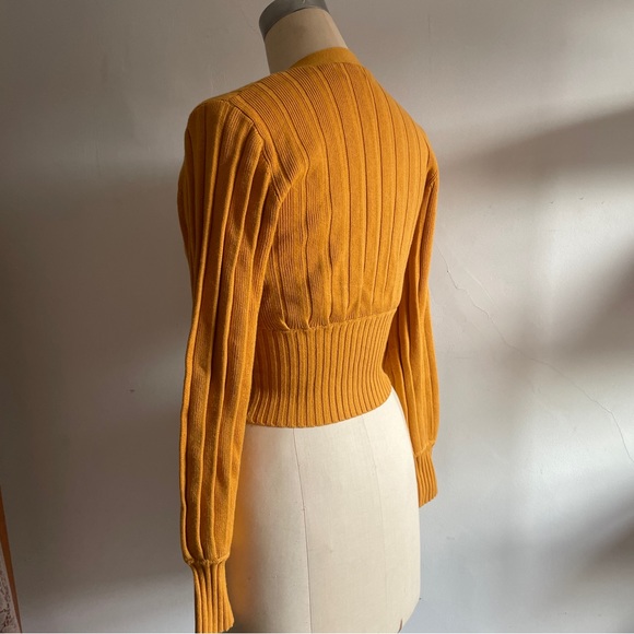 Wilfred NWOT thais plunge front sweater - Picture 3 of 8